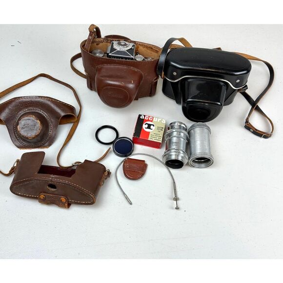 Vintage Exakta VX Ihagee Dresden Film Camera Lot of 2 & Accessories Germany - Picture 13 of 16